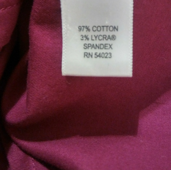 Banana Republic classic button down, size 2 - Picture 4 of 4